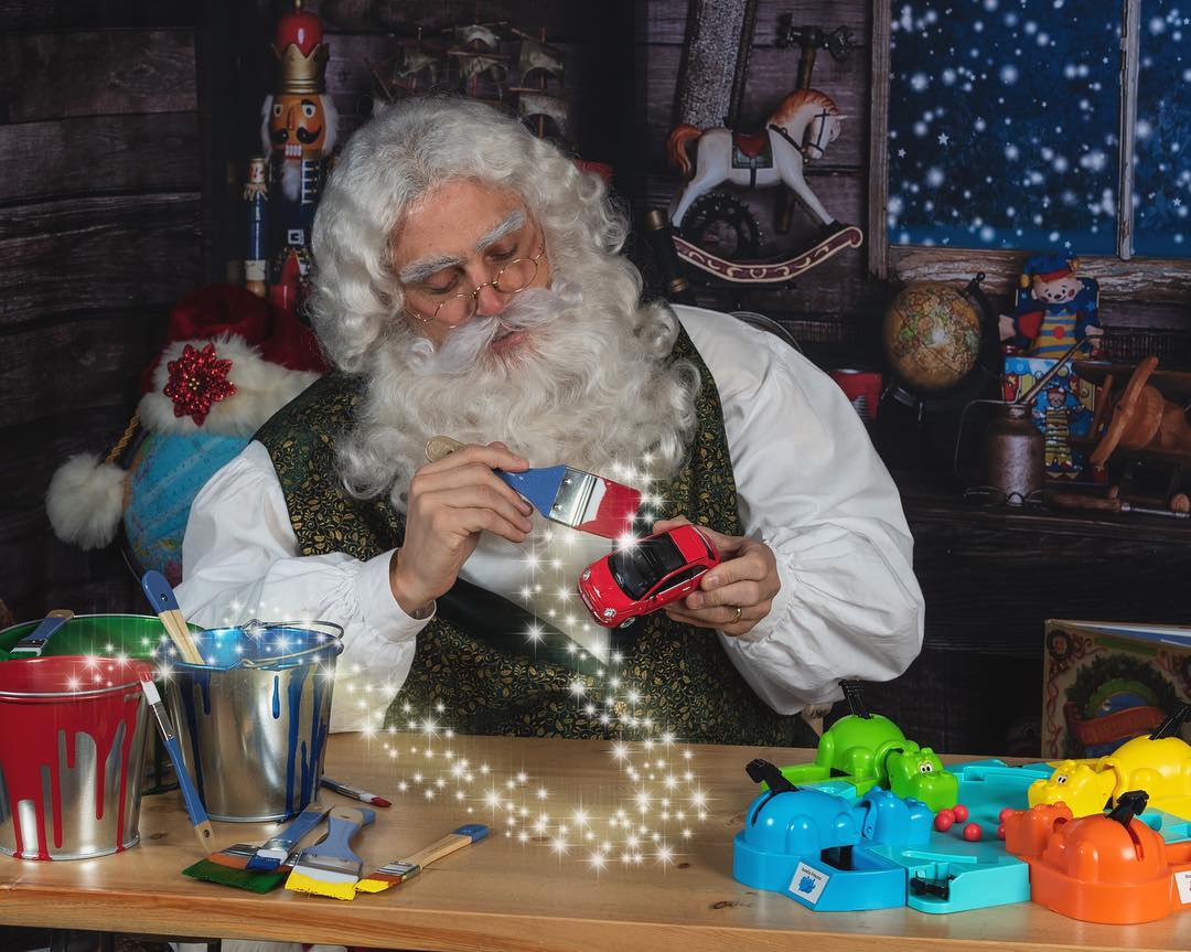 Mitch Hire Santa Appears on Shark Tank