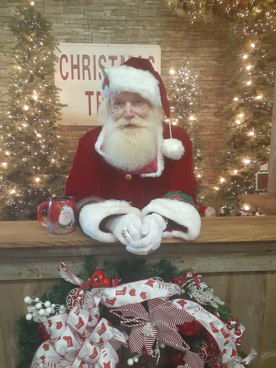 Real bearded El Paso Santa Claus Hire Santa El Paso