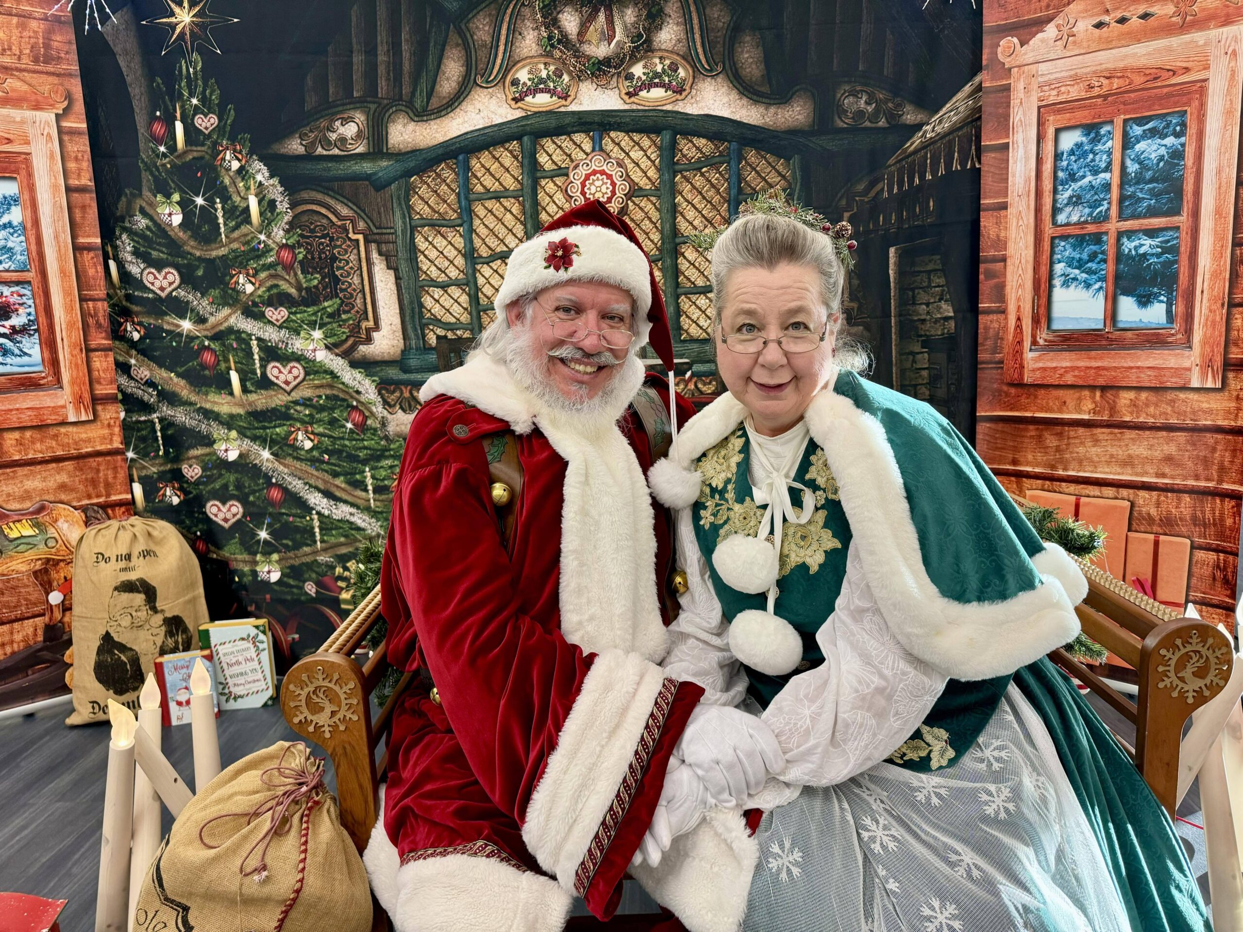 Book Santa Claus Oklahoma City classic holiday portrait photo
