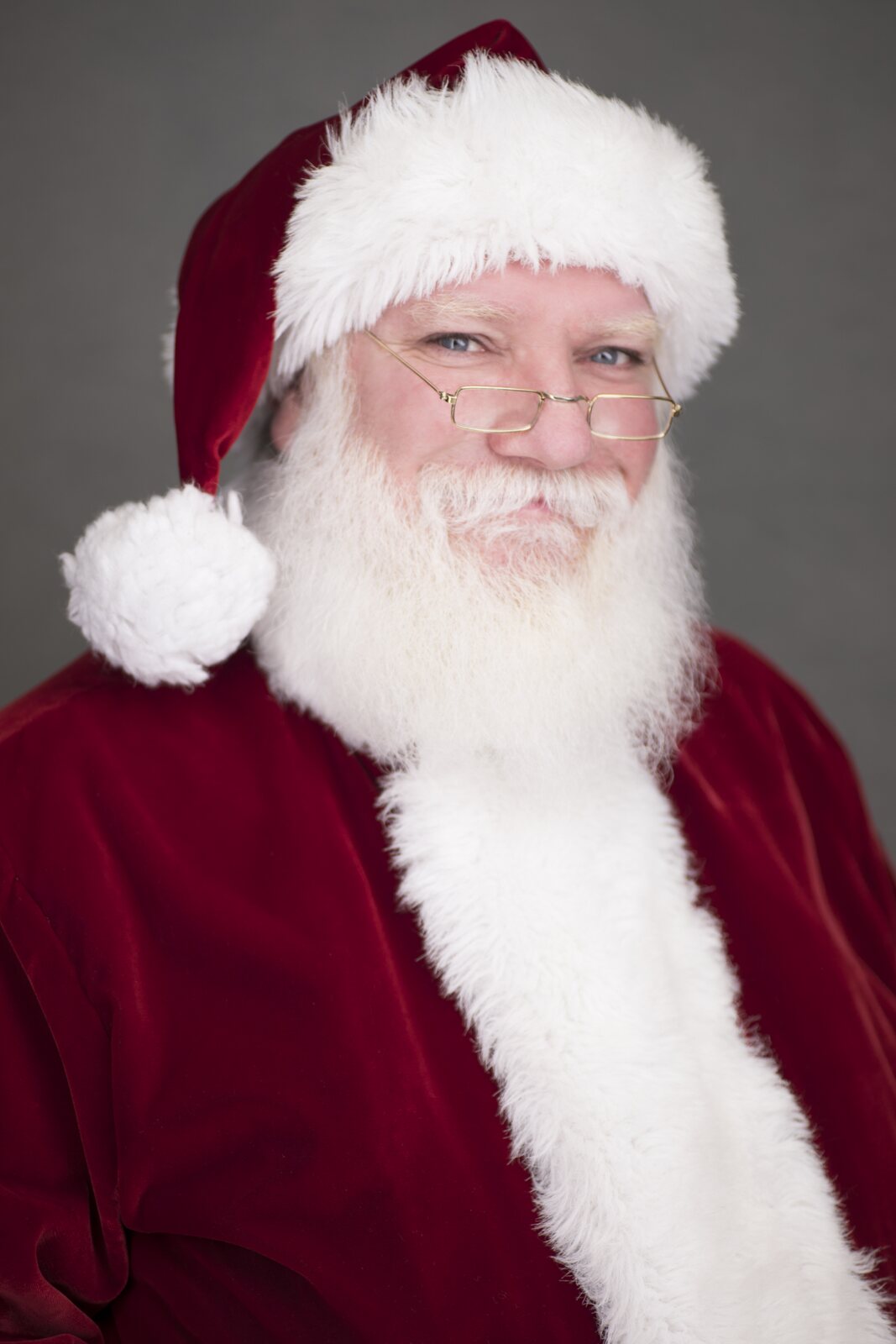 Book Santa Claus Toledo solo portrait
