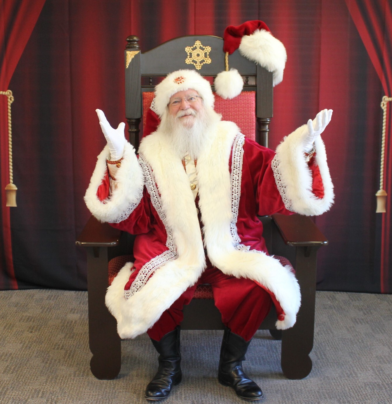 Hire Santa Claus Orlando Professional Photo Set Hire Santa Claus Orlando professional photo set appearance