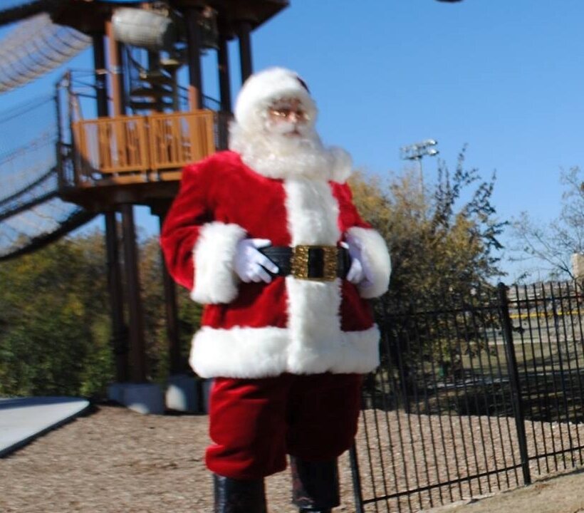 Hire Santa Claus Texas Outdoor Film Set Appearance Hire Santa Claus Texas outdoor film set appearance
