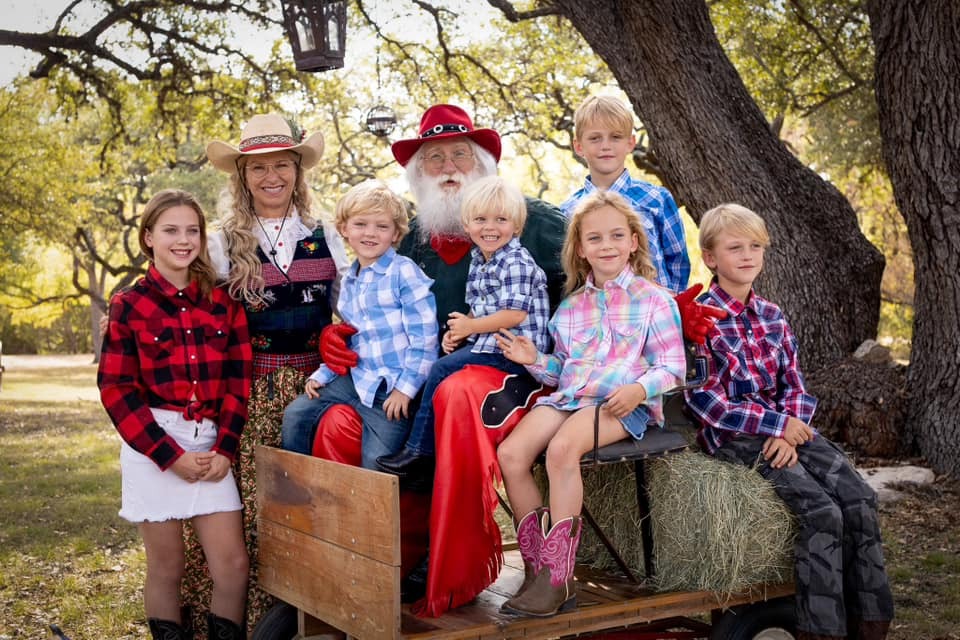 Professional Santa for hire near me at Texas family event