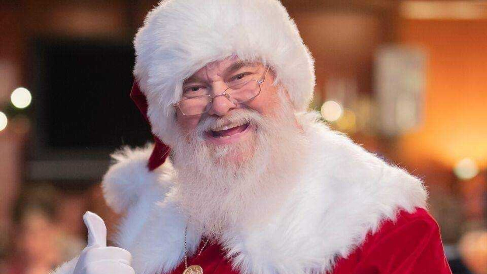 Hire Santa Claus South Carolina holiday portrait