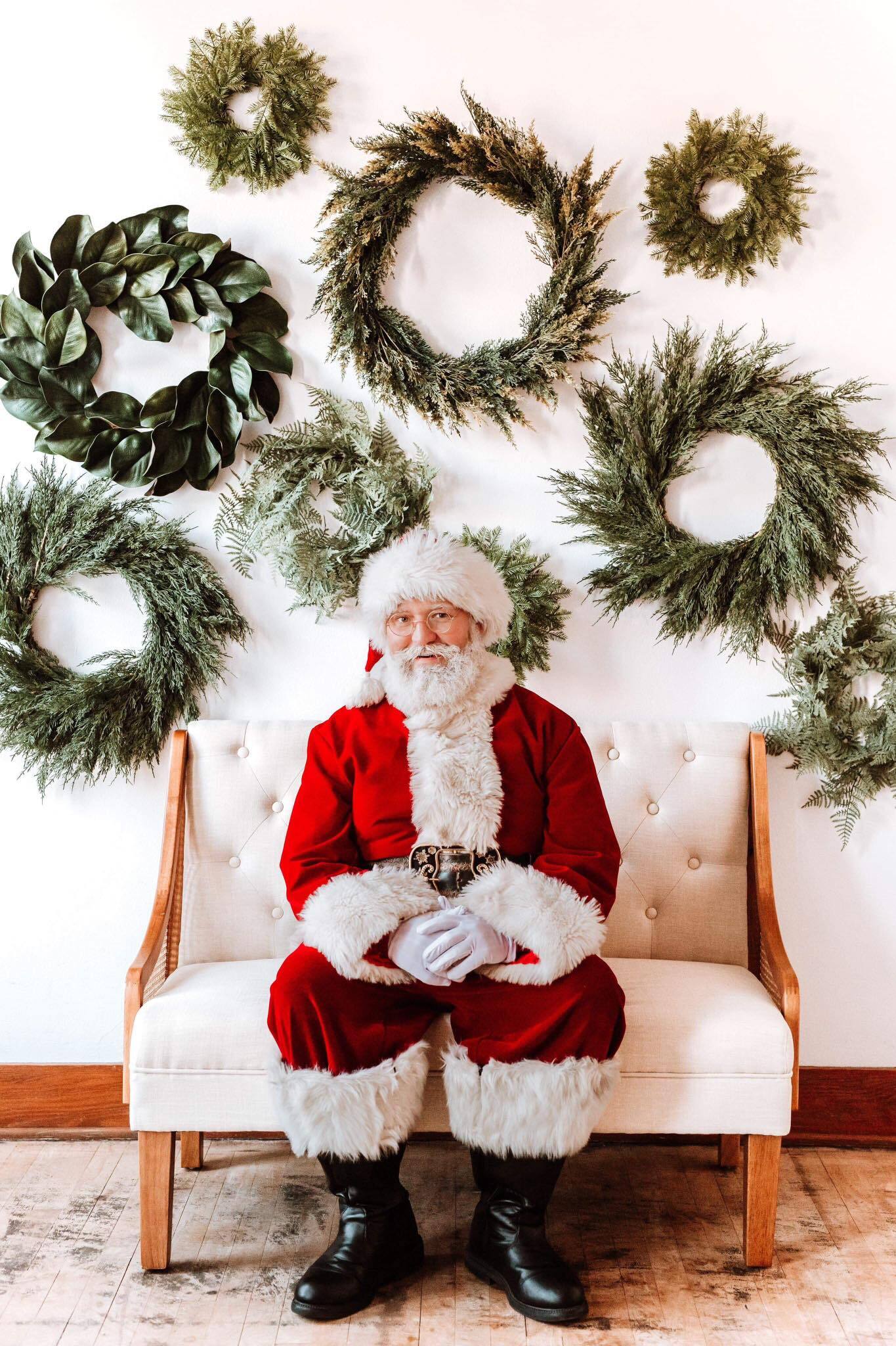 professional Santa Claus for Philadelphia photo op portrait